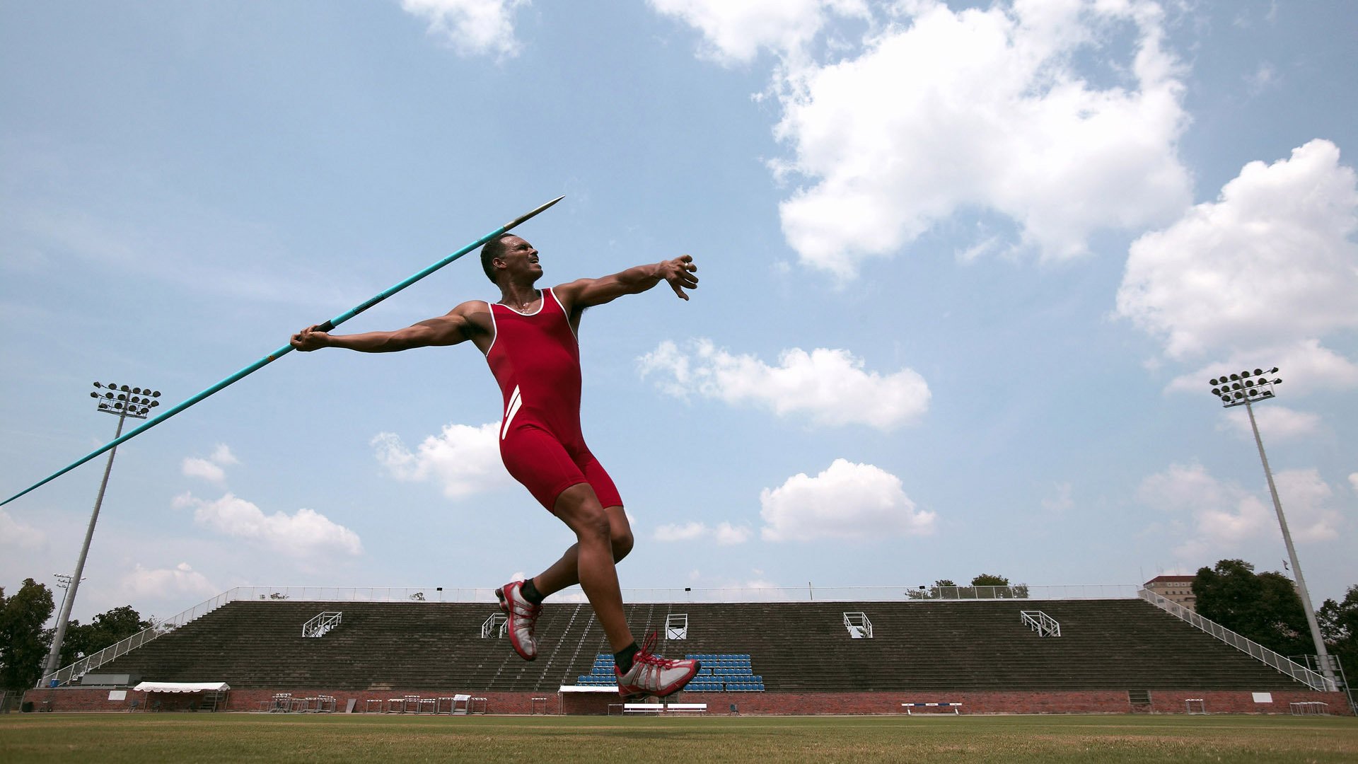 -_青少年电竞与体育融合大赛：未来运动新趋势_，青少年科技体育电子竞技大赛