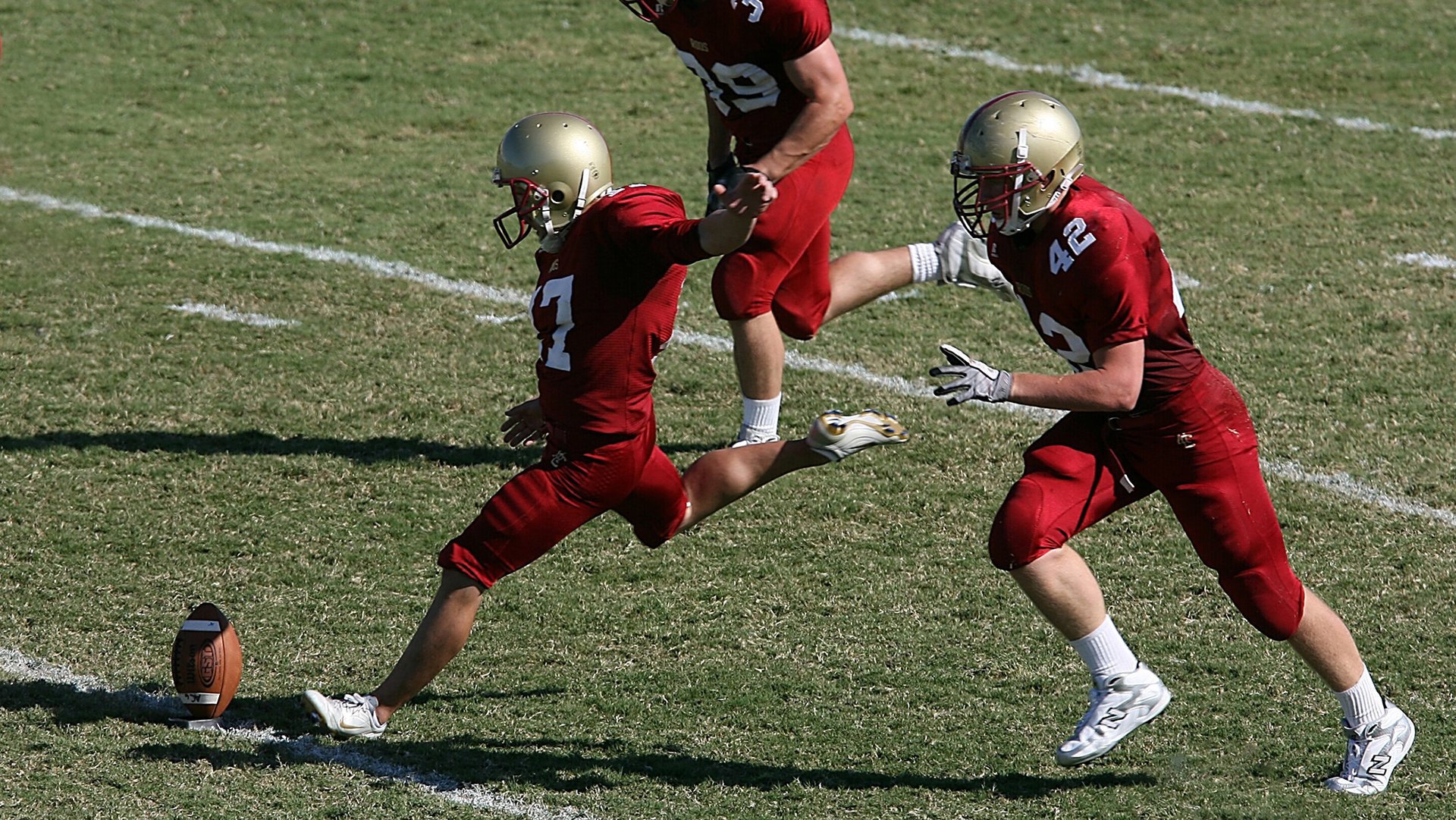 -全国青少年足球“百校推广计划”全面启动,行业普及迈入快车道